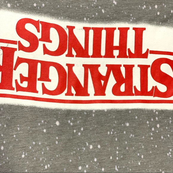 Netflix Merchandise "Stranger Things" Women's Graphic T-Shirt - Picture 3 of 4